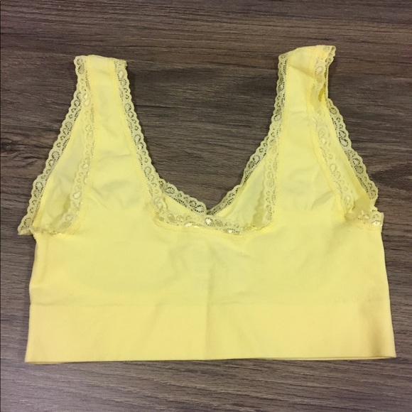 NWOT Shear Shapewear Medium Top - Picture 2 of 3